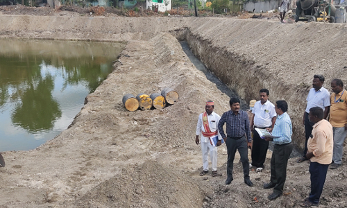 விக்கிரவாண்டி பேரூராட்சியில் வளர்ச்சி திட்ட பணிகளை  ஆய்வு  செய்த கலெக்டர்
