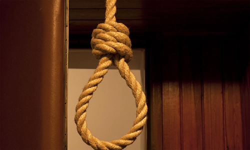 முதியவர் தூக்குபோட்டு தற்கொலை