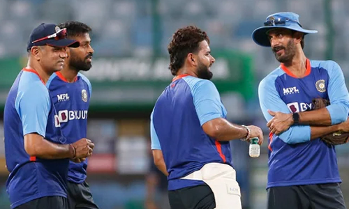 தென் ஆப்பிரிக்காவுக்கு எதிராக இந்தியாவின் வெற்றி நீடிக்குமா? நாளை 4-வது 20 ஓவர் போட்டி