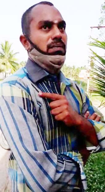 மத்தூரில் கழிவறையில் ரகசிய கேமரா வைத்து படம் பிடித்த கணினி ஆபரேட்டர் சிக்கினார் மத்தூரில் கழிவறையில் ரகசிய கேமரா வைத்து படம் பிடித்த கணினி ஆபரேட்டர் சிக்கினார்