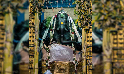 அணிக்கடவு வெள்ளை விநாயகர் கோவில் கும்பாபிேஷகம்   19-ந்தேதி நடக்கிறது