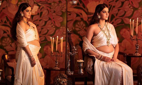 நிகழ்ச்சிக்கு வந்தவர்களுக்கு அதிர்ச்சி கொடுத்த சோனம் கபூர்