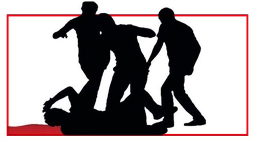 தூத்துக்குடியில் ஆட்டோ கண்ணாடி உடைப்பு- தட்டிக்கேட்ட தந்தை- மகன் மீது தாக்குதல்