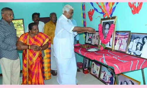 மறைந்த நகைச்சுவை நடிகரின் பிறந்தநாள் கொண்டாட்டம்