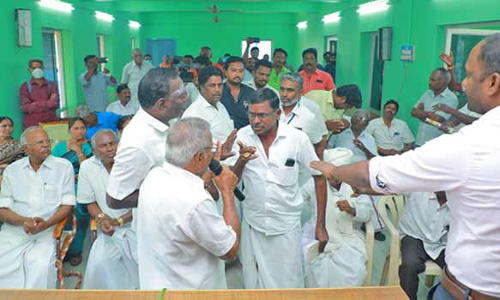 தாரமங்கலம் நகராட்சியில் சுடுகாட்டில் உள்ள நினைவு சின்னங்களை அகற்ற பொதுமக்கள் கருத்து