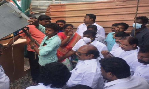 திருவண்ணாமலை கிரிவலப்பாதையில் கருணாநிதி சிலை நிறுவப்பட்டதை அமைச்சர் எ.வ.வேலு ஆய்வு