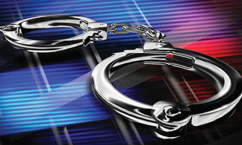 முதல் திருமணத்தை மறைத்து இளம் பெண்னை திருமணம் செய்த வாலிபர் கைது