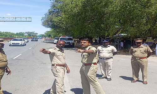 திண்டிவனம் பகுதியில் அதிக விபத்தினை தடுப்பதற்கு உயர்கோபுர மின் விளக்கு