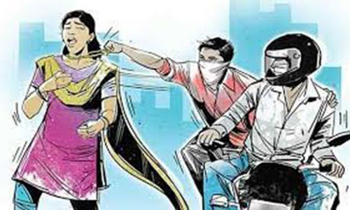 பெரியநாயக்கன்பாளையம் அருகே நூதன முறையில் பெண்ணிடம் 6 பவுன் செயின் பறிப்பு