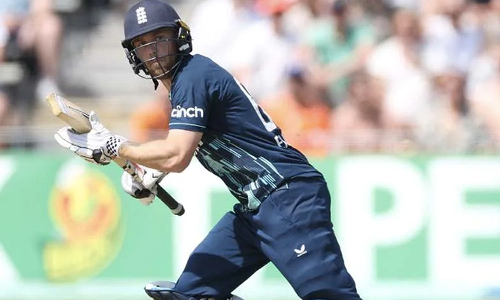 சர்வதேச போட்டியில் முதல் சதத்தை பதிவு செய்தார் பிலிப் சால்ட்