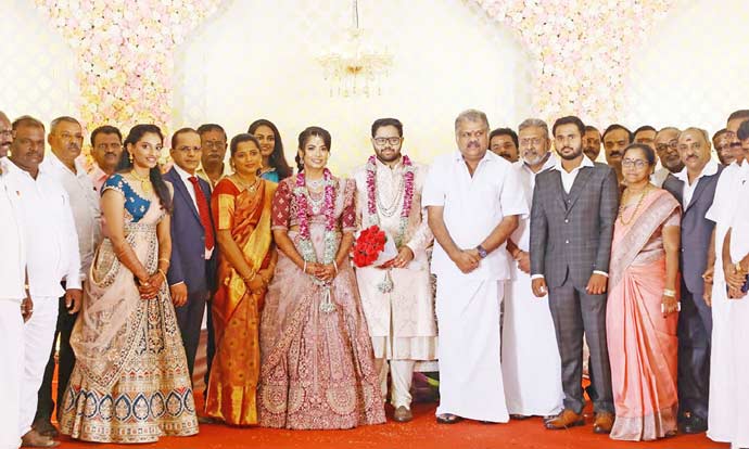 தமாகா மாவட்ட தலைவர் வி.என்.வேணுகோபால் இல்ல திருமண வரவேற்பு விழா- ஜி.கே.வாசன் பங்கேற்று வாழ்த்தினார் தமாகா மாவட்ட தலைவர் வி.என்.வேணுகோபால் இல்ல திருமண வரவேற்பு விழா- ஜி.கே.வாசன் பங்கேற்று வாழ்த்தினார்