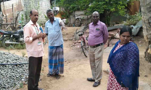 திருமூர்த்திமலை மலைவாழ் மக்கள் குடியிருப்பில் அதிகாரிகள் குழு ஆய்வு