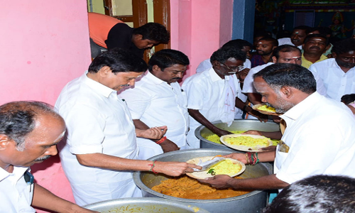 நல்லூர்பாளையம் ஊத்துகாட்டுமாரியம்மன்கோவிலில் மண்டல பூஜை