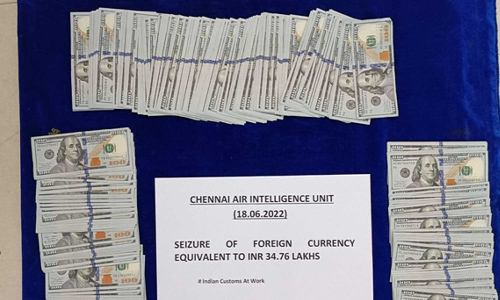 சென்னை விமான நிலையத்தில் ரூ.34.76 லட்சம் மதிப்புள்ள வெளிநாட்டுப் பணம் பறிமுதல்