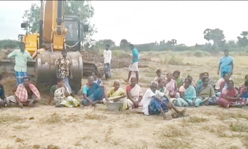 நாகை அருகே மணல் குவாரி அமைக்க பொதுமக்கள் எதிர்ப்பு