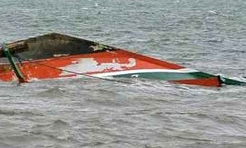 கச்சத்தீவு அருகே நடுக்கடலில் விசைப்படகு மூழ்கியது