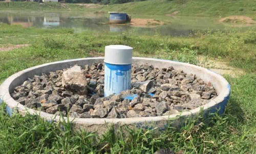 ஆழ்துளை கிணறுகள் மூலம் மழைநீர் சேகரிப்பு - நிலத்தடி நீர்மட்டம் உயர்வால் பொதுமக்கள்-விவசாயிகள் மகிழ்ச்சி