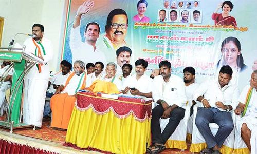 வேடசந்தூரில் இளைஞர் காங்கிரஸ் சார்பில் ஆலோசனை கூட்டம்