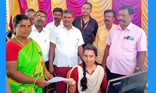 சுரண்டை அருகே ஆதார் சேவை முகாம்