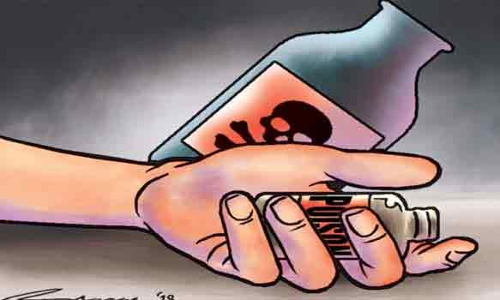 கோவையில் பிளஸ்-2 மாணவி, 10-ம் வகுப்பு மாணவர் தற்கொலை முயற்சி