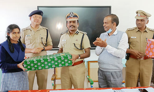 தமிழகத்தில் கடந்த ஆண்டில் 16,912 பேர் சாலை விபத்தில் இறந்துள்ளனர்-டி.ஐ.ஜி. முத்துசாமி தகவல்