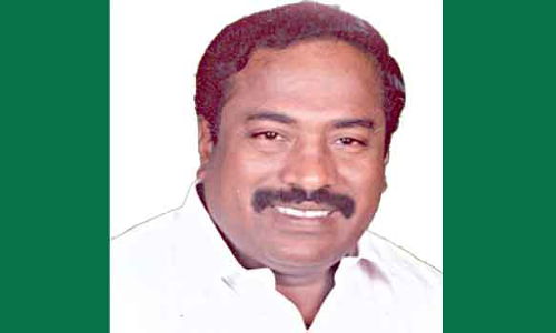 ஓ.பி.எஸ்.- ஈ.பி.எஸ். மோதலால் இரட்டை இலை முடங்கும்:பசும்பொன் பாண்டியன் பேட்டி