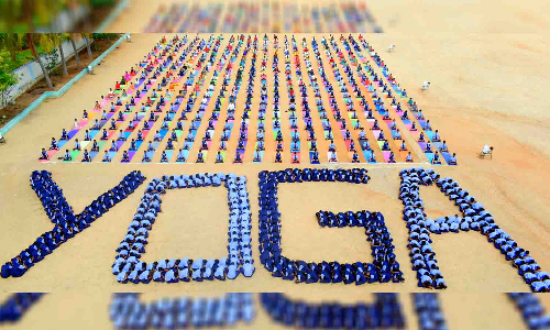 ஜெய்சாரதா மெட்ரிக் பள்ளியில் சர்வதேச யோகா தின நிகழ்ச்சி