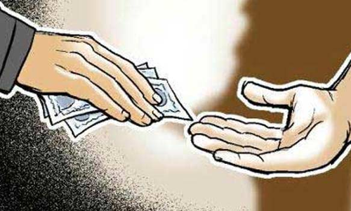 திண்டுக்கல் கிளை சிறையில் அதிகாரிகள் திடீர் சோதனை