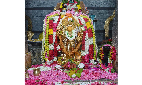 தேய்பிறை அஷ்டமியையொட்டி   கால பைரவர் கோவிலில் சிறப்பு பூஜைகள்