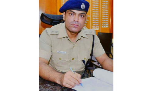 வாகனங்களில் பிரஸ் என ஸ்டிக்கர்  ஒட்டி சென்றால் நடவடிக்கை எடுக்கப்படும்  கிருஷ்ணகிரி எஸ்.பி. எச்சரிக்கை