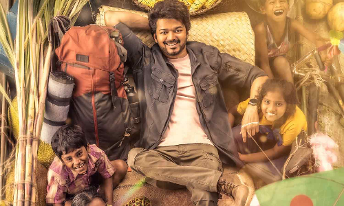 அடுத்தடுத்து ரசிகர்களுக்கு சிறப்பு விருந்து கொடுத்த விஜய்