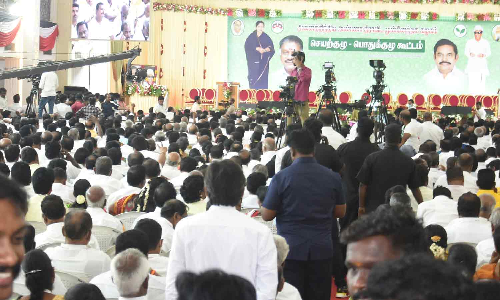 லைவ் அப்டேட்ஸ்- அடுத்த அ.தி.மு.க. பொதுக்குழு கூட்டம் ஜூலை 11-ந்தேதி நடைபெறும் என அறிவிப்பு