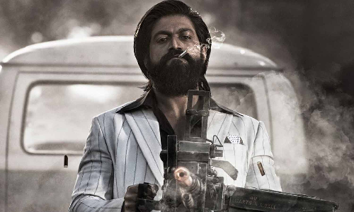 கே.ஜி.எப். 3-ல் நடிக்க விரும்பும் பாலிவுட் நடிகைகள்.. குழப்பத்தில் படக்குழு