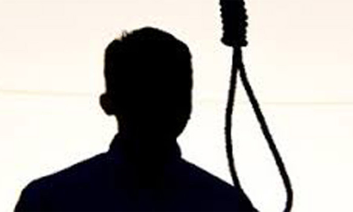 வாலிபர் தூக்குபோட்டு தற்கொலை