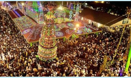 சந்தனக்கூடு திருவிழா ஊர்வலம்