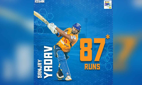 போராடி சமன் செய்த சேப்பாக் சூப்பர் கில்லீஸ்... சூப்பர் ஓவரில் நெல்லை ராயல் கிங்ஸ் வெற்றி