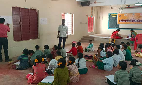 தேனியில் பள்ளி மாணவ, மாணவிகளுக்கான ஓவியப் பயிற்சி முகாம்