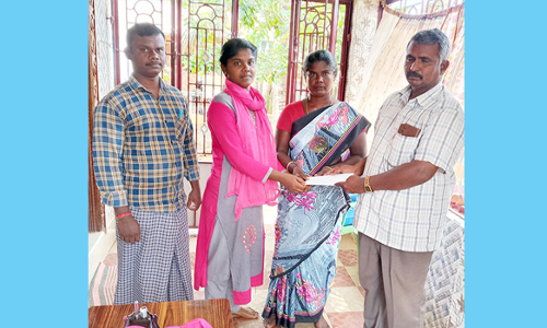 ஆட்டோ தொழிலாளி குடும்பத்துக்கு நலவாரிய நிதி உதவி