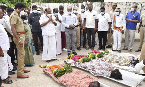 கடலூர் அருகே  பட்டாசு ஆலை வெடி விபத்து குறித்து  உரிய நடவடிக்கை அமைச்சர் எம்.ஆர்.கே.பன்னீர்செல்வம் பேட்டி