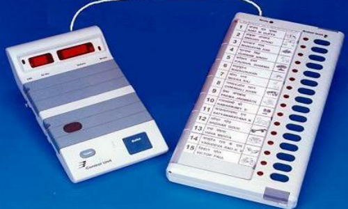 மின்னணு வாக்குப்பதிவு எந்திரங்களை கலெக்டர் ஆய்வு