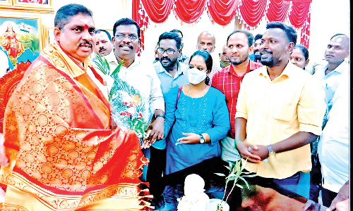 பேராசிரியர் சங்க கூட்டமைப்பு பாராட்டு