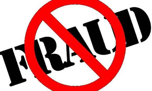 10 பவுன் நகை-ரூ.8 லட்சம் மோசடி