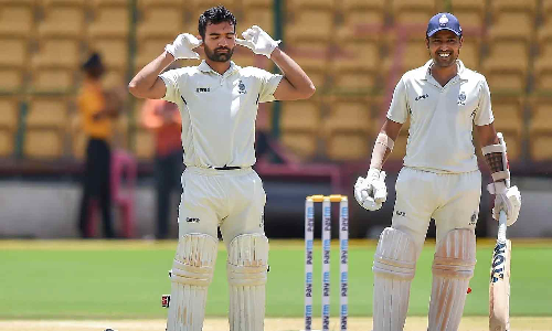 ரஞ்சி டிராபி இறுதி போட்டி: மத்தியபிரதேசம் முதல் முறையாக சாம்பியன் ஆகிறது