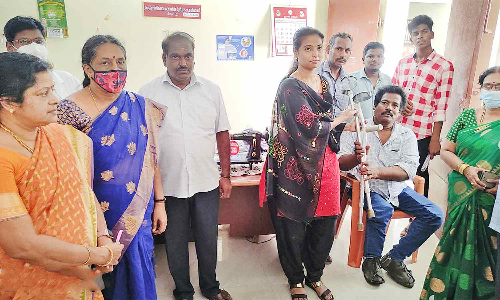 மாற்றுத்திறனாளிகளுக்கு நலத்திட்ட உதவிகள்