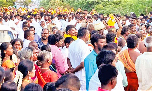 வடக்கு விஜயநாராயணம் ஒத்தப்பனை சுடலை மாடசாமி கோவில் கொடை விழா-திரளான பக்தர்கள் பங்கேற்பு