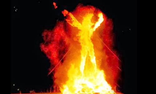 மனைவியை உயிரோடு எரித்த விவசாயி