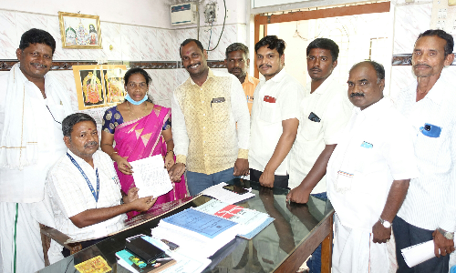 ஊராட்சி மன்ற தலைவர் பதவிக்கு போலி சாதி சான்றிதழ் கொடுத்து போட்டியிட முயற்சி