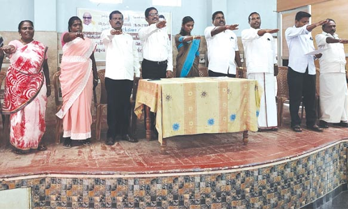 என் குப்பை என் பொறுப்பு -நெல்லியாளம் நகரசபையில் உறுதிமொழி