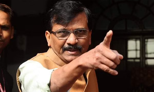 அதிருப்தி எம்.எல்.ஏ.க்கள் தேர்தலை சந்திக்க வேண்டும்: சஞ்சய் ராவத் சவால்