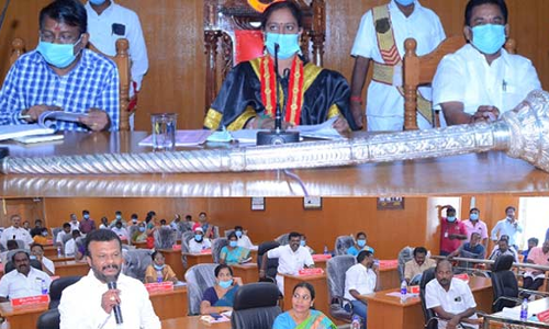 திண்டுக்கல் மாநகராட்சி கூட்டத்தில் 129 தீர்மானங்கள் நிறைவேற்றம்